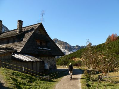 Schronisko w Dolinie Pięciu Stawów fot. Lowell