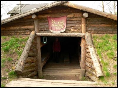 Dom Sybiraka fot. Lowell